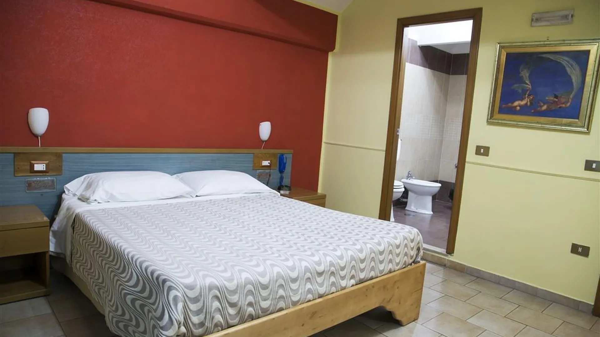 Hotel Martini Casavatore 3*,  Italy
